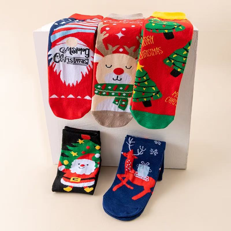 Official Store、🧦🎄 Sfrcord® Cozy Christmas Socks – Holiday Cheer for Your Feet!